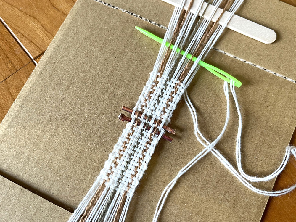 綿のお守りを作りました